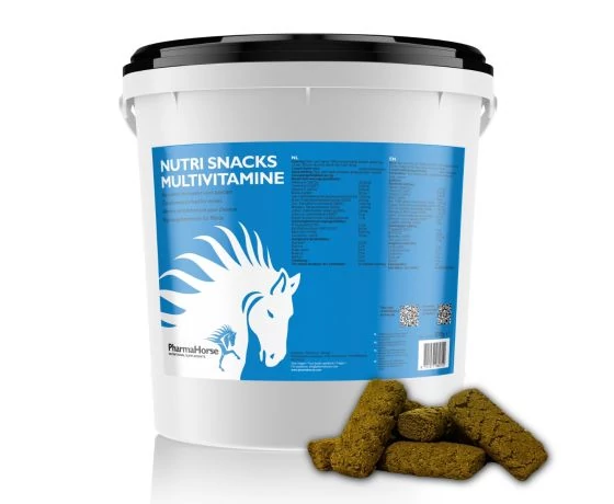 PharmaHorse Nutri Snacks Multivitamin jutalomfalat lovaknak – vitaminos egészséges snack